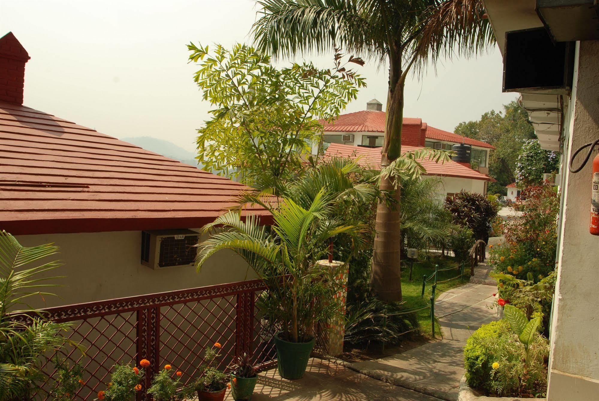 Ganga Beach Resort Rishikesh Exterior photo